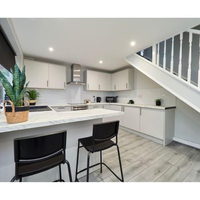 Holiday home B92-hs2-nec-bhx-contractor's-guests Welcome Sheldon (West Midlands)
